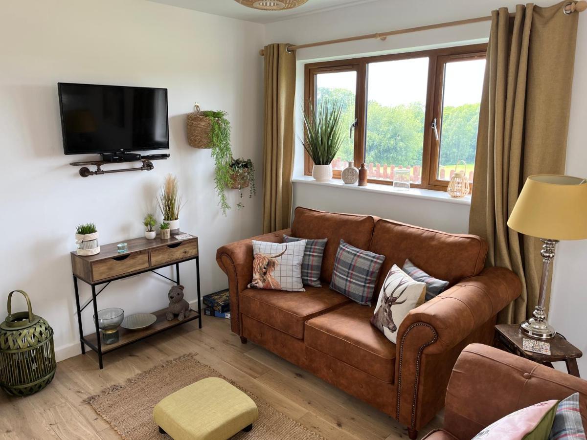 Oak Valley Lodges & Camping Pett Eksteriør billede