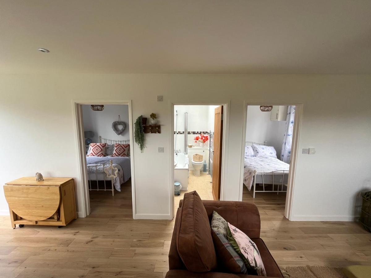 Oak Valley Lodges & Camping Pett Eksteriør billede