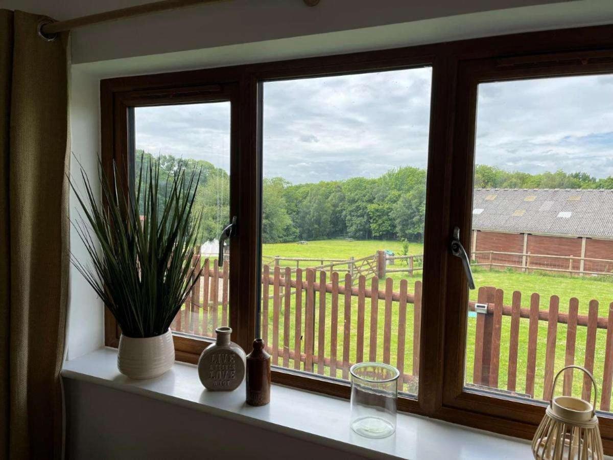 Oak Valley Lodges & Camping Pett Eksteriør billede